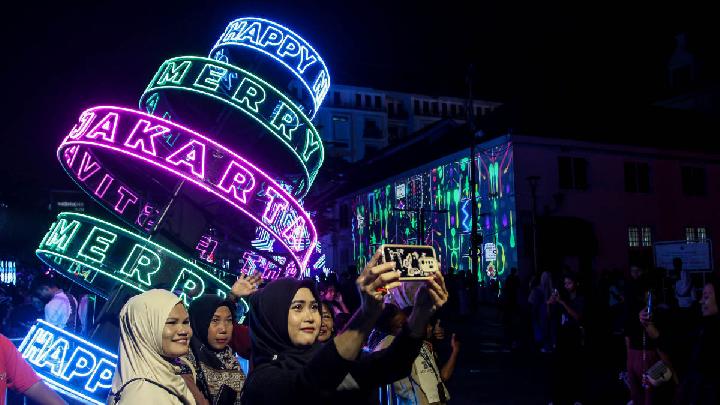 jakarta-tampilkan-layar-donasi-sumatera-di-malam-tahun-baru