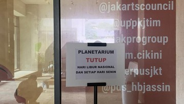 Pengunjung Kecewa Planetarium Tutup di Libur Tahun Baru