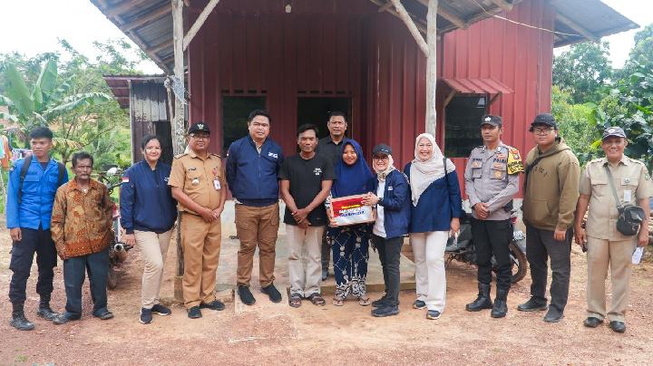 kementrans-salurkan-ribuan-bingkisan-presiden-ri-untuk-warga-kawasan-transmigrasi-barelang