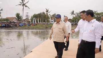 Prabowo Hadiri Panen Raya dan Pengumuman Swasembada Pangan di Karawang