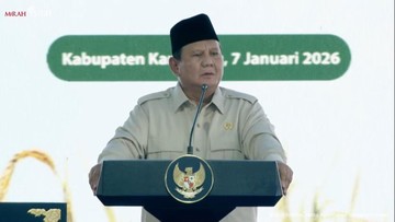 Prabowo Geleng-geleng Kepala Padahal Baru Setahun Jadi Presiden, Kenapa?