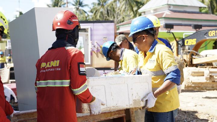 Merdeka Gold Resources Respons Cepat Banjir di Pohuwato