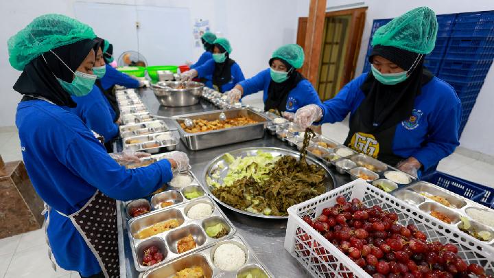 DPR Agendakan Rapat dengan BGN Usai Temuan SPPG Bermasalah