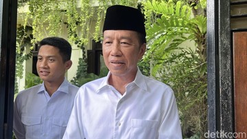Relawan Klaim Jokowi Maafkan 2 Tersangka Ijazah Palsu Saat Bertemu Kemarin