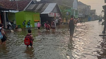 Sejumlah Rumah di Demak Jateng Terendam Banjir Imbas Pintu Kanal Jebol