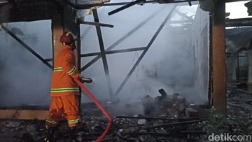 Pria di Tulungagung Bakar Rumah Kekasih, Serahkan Diri Usai Kunci Mobil Hilang