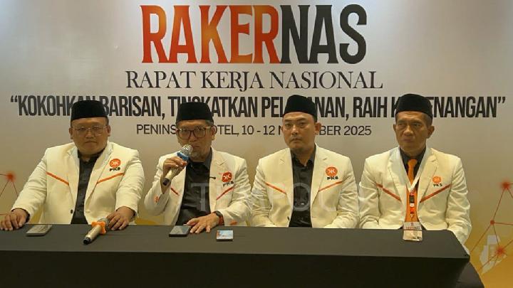 pks-belum-mau-putuskan-sikap-soal-wacana-pilkada-lewat-dprd