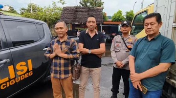 Mobil Boks Tak Bertuan Terparkir di Pinggir Sungai Bogor, Ternyata Curian