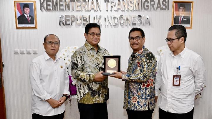 wamen-viva-yoga-dukung-industrialisasi-jagung-di-kawasan-transmigrasi-mutiara