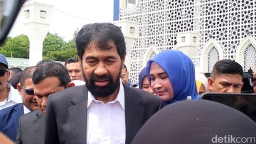 Mualem Ungkap Jembatan di Aceh Masih Rusak: Siswa Naik Rakit ke Sekolah