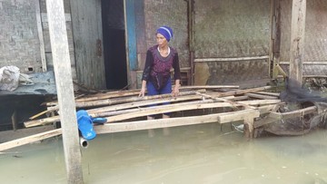 Cerita Pilu Korban Banjir di Pandelang: Rumah Rusak, Uang Jualan Hanyut