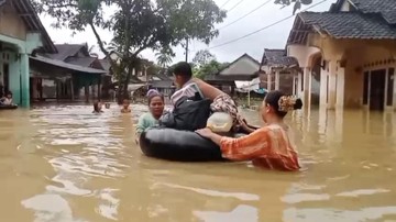 pandeglang-dilanda-banjir,-wabup-minta-pemerintah-pusat-normalisasi-sungai