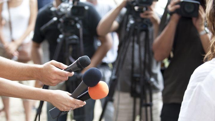 mk:-kerja-wartawan-tidak-bisa-langsung-dituntut-pidana