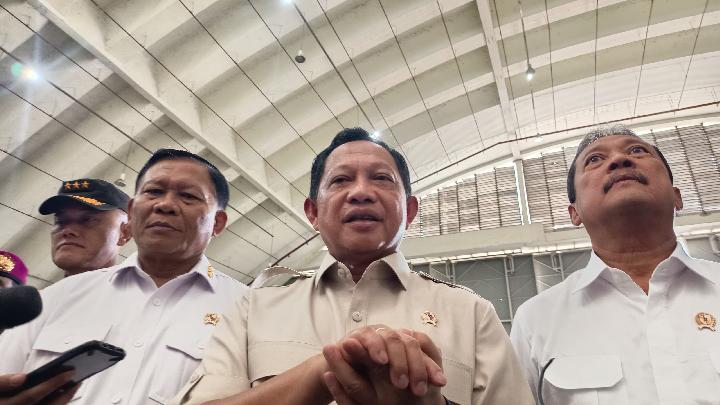 Menteri Dalam Negeri Absen Rapat 5 Kali dengan Komisi II DPR