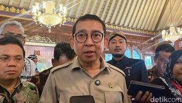 mendbud-tegaskan-tak-akan-intervensi-konflik-internal-keluarga-keraton-solo