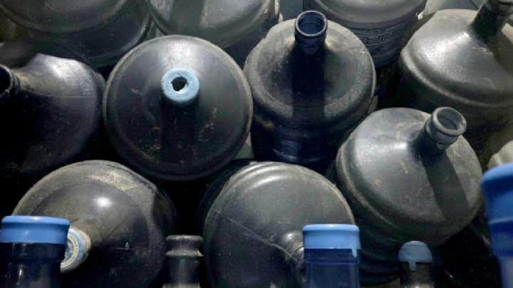 Ahli Polimer Kembali Ingatkan Bahaya Peluruhan BPA dari Galon Lanjut Usia