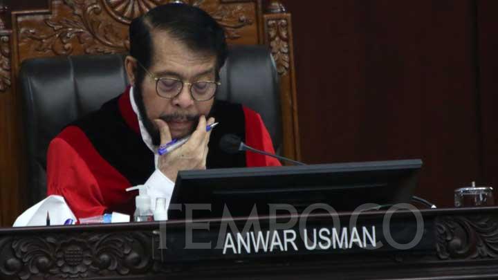 Anwar Usman Jelaskan Alasan Sering Absen Sidang MK pada 2025