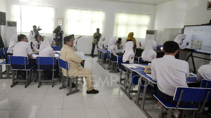 288 Ribu Papan Interaktif Digital Sudah Dibagikan ke Sekolah