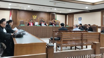 Ahli Kubu Emirsyah Satar Sebut PK Bisa Diajukan karena Pengulangan Perkara