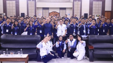 Eddy Soeparno Ajak Anak Muda Salurkan Kepedulian Lewat Politik