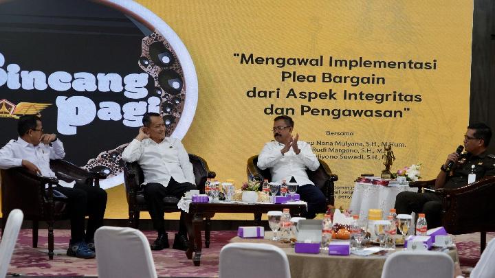 Pentingnya Pedoman Bagi Jaksa dalam Pelaksanaan Plea Bargaining