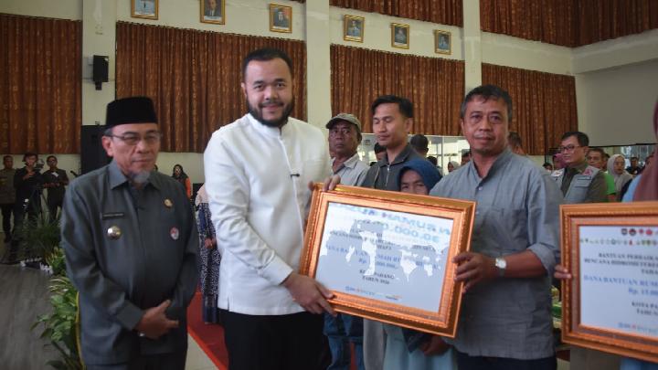 Wali Kota Padang Apresiasi Pemerintah Pusat Beri Bantuan untuk Rumah Warga yang Rusak