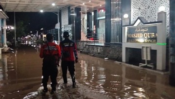7 Desa di Pasuruan Banjir Akibat Sungai Meluap