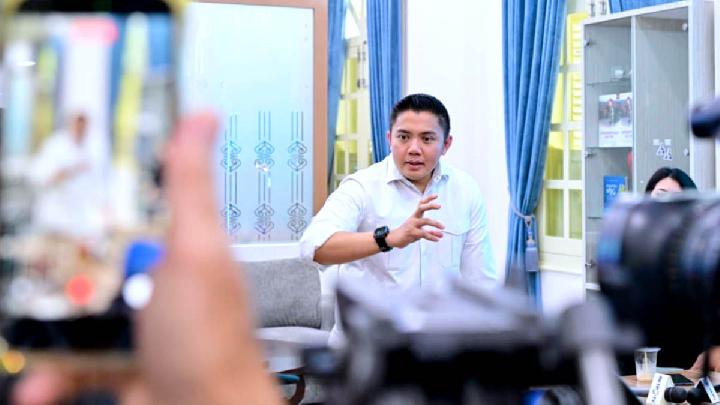 Seskab Teddy: Anggaran MBG Disetujui DPR, Ketuanya PDIP