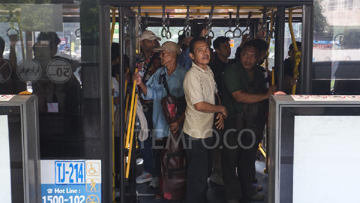 Pemprov DKI Gratiskan Transportasi Umum pada Idul Fitri