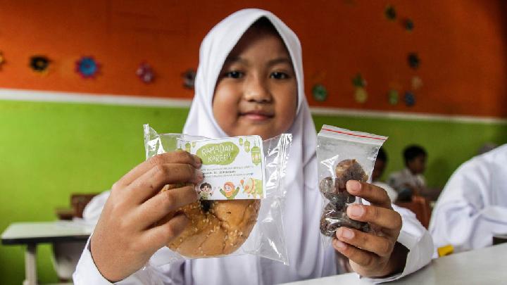 Pembelaan Pemerintah soal MBG Ambil Anggaran Pendidikan