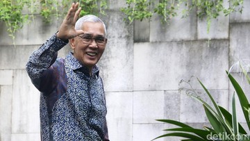Wapres ke-6 RI Try Sutrisno Wafat, Istana Berduka