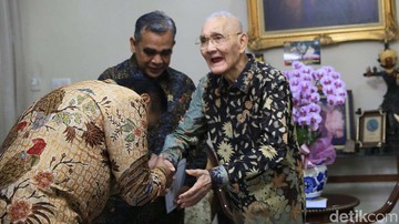 Try Sutrisno Dirawat di RSPAD Sejak 16 Februari Sebelum Wafat