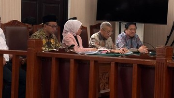 Sidang Praperadilan, Pengacara Sebut Bukti KPK Jerat Yaqut Tersangka Tak Sah