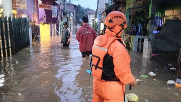 diguyur-hujan-semalaman,-48-rt-16-jalan-di-jakarta-terendam-banjir-pagi-ini