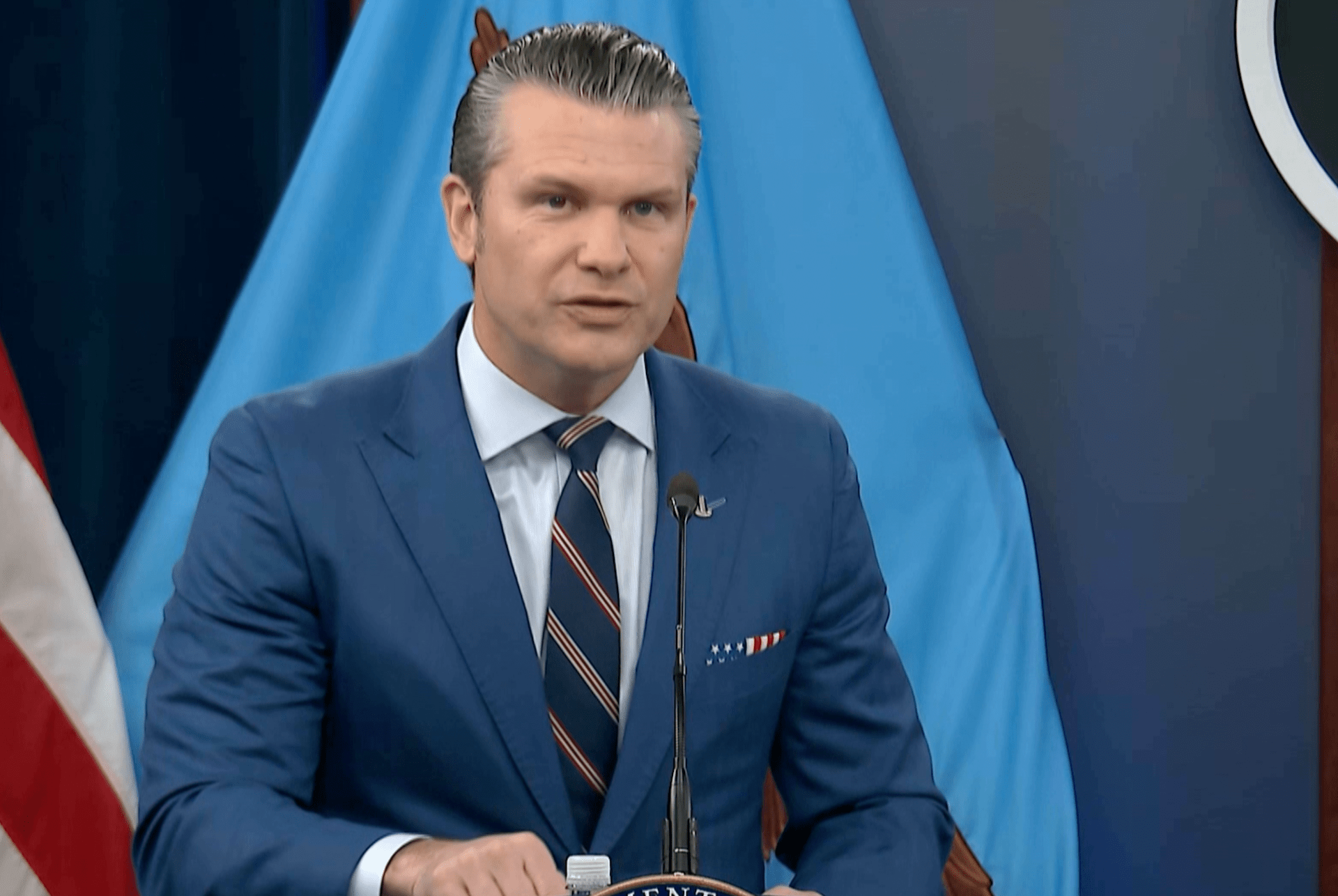 Menteri Pertahanan AS mengakhiri pengarahan perang Iran dengan doa untuk pasukan