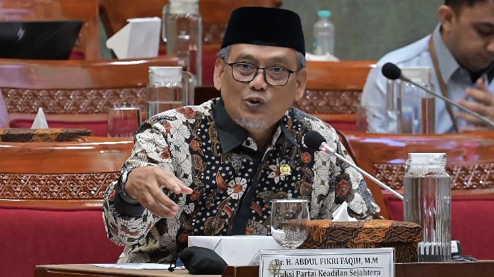 Komisi X DPR Sebut Membaca Bagian Hak Dasar Pendidikan