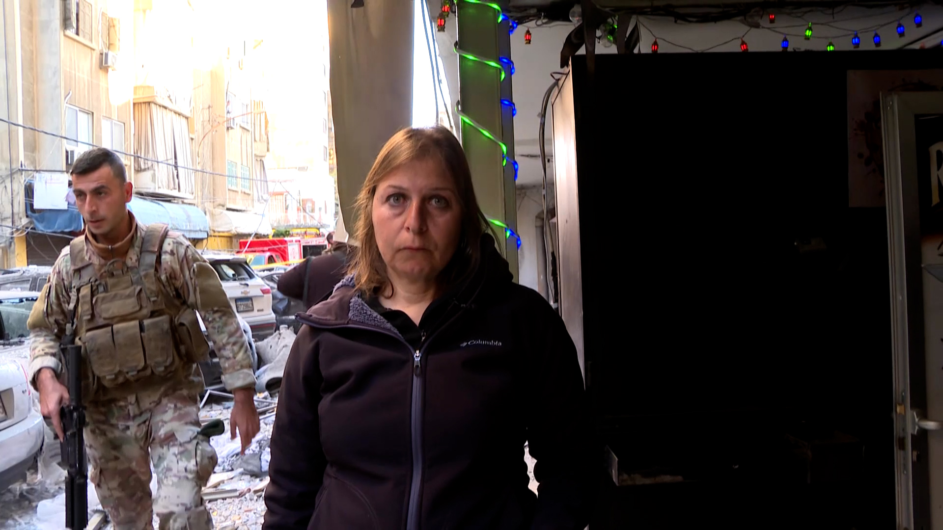 Al Jazeera melaporkan dari pemboman Israel di blok apartemen Beirut