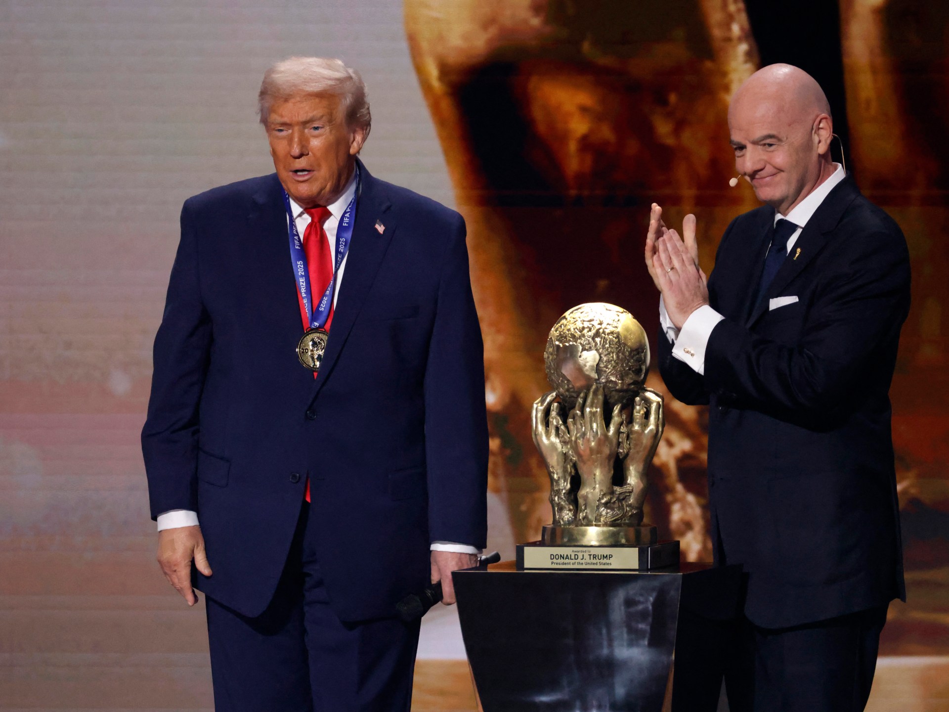 Iran dipersilakan untuk berkompetisi di Piala Dunia FIFA, kata Trump kepada Infantino
