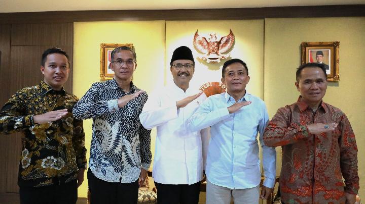 Gus Ipul Minta Pembangunan Sekolah Rakyat Permanen di Sigi dan Lombok Tengah Dipercepat