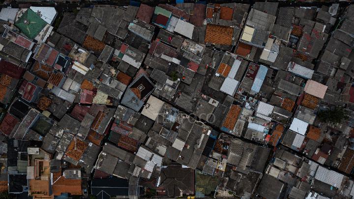 Penduduk Indonesia Capai 288,3 Juta Jiwa per Akhir 2025