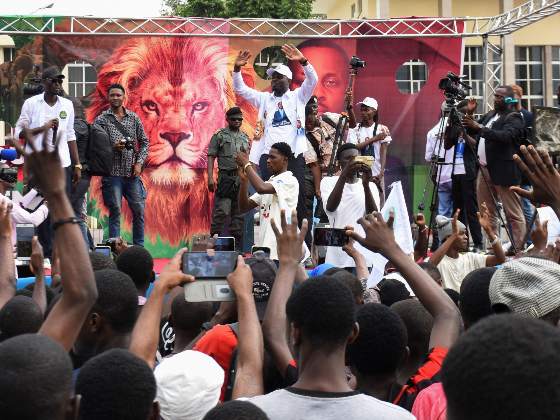 miskin-di-republik-kongo-yang-kaya-minyak:-menjelang-pemilu,-kaum-muda-menginginkan-perubahan