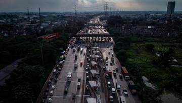 Komisi V DPR Soroti Tol Jakarta-Merak Jelang Mudik: Jalan Rusak Bikin Macet
