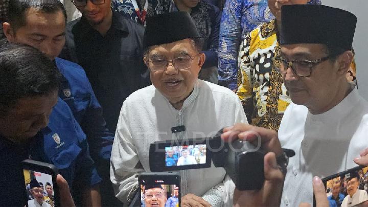 15 Pakar Komunikasi Sambangi Rumah Jusuf Kalla