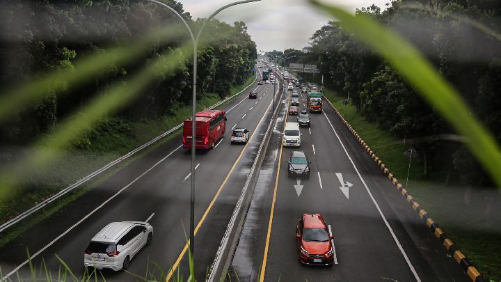 Kendaraan Masuk Gerbang Tol Kalikangkung Mulai Meningkat