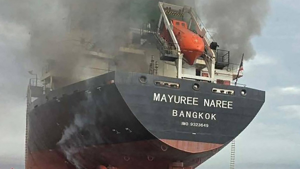 Trump mengatakan 'banyak negara' akan mengirim kapal perang ke Hormuz di tengah blokade Iran