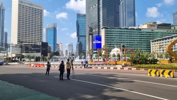 Cerita Warga Datangi CFD demi Bikin Konten Ucapan Lebaran di Bundaran HI