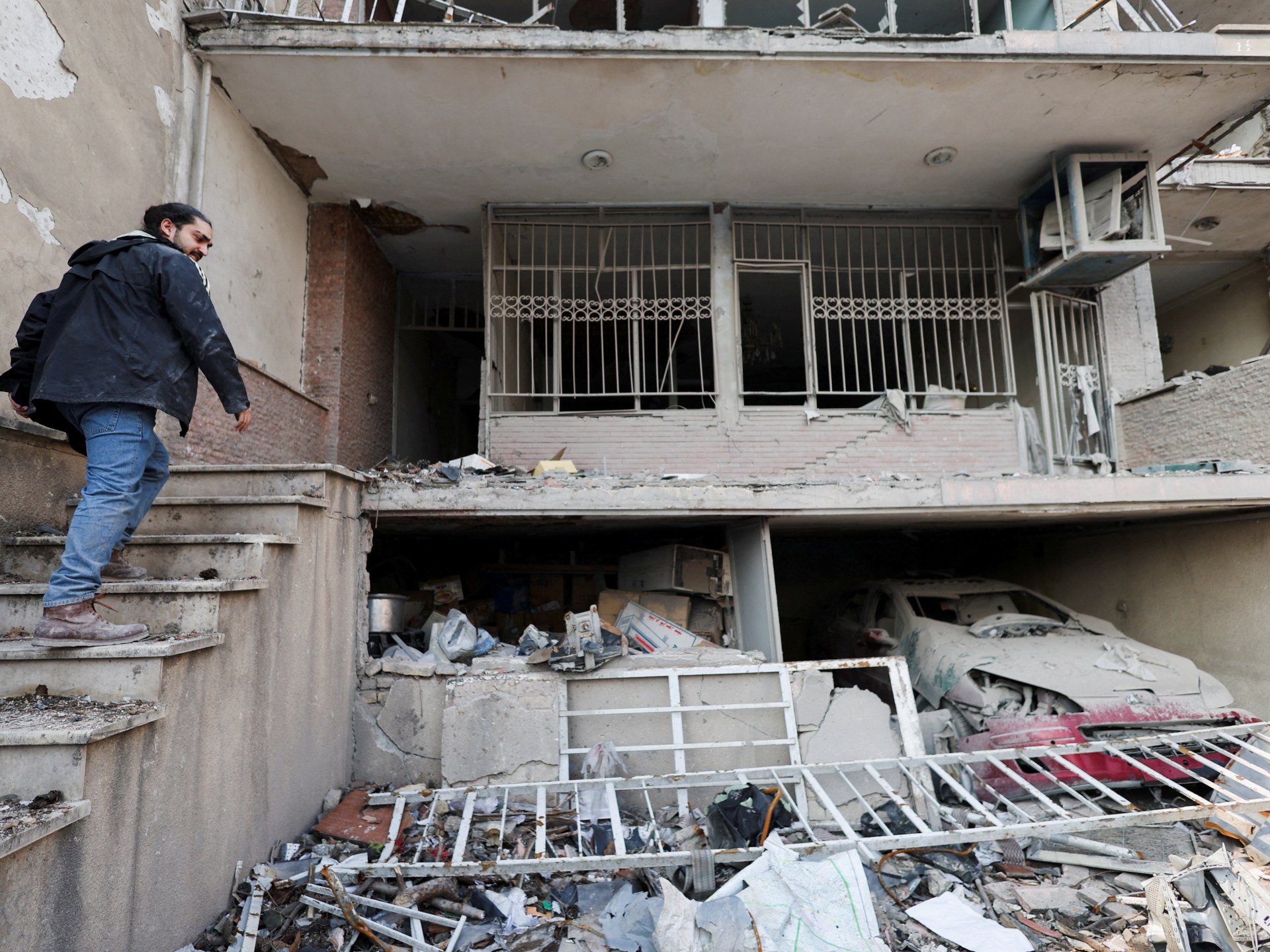 Perang Iran: Apa yang terjadi pada hari ke-16 serangan AS-Israel?