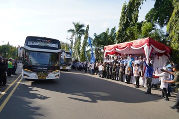 Pemkot Cilegon Berangkatkan 50 Bus Antar 2.000 Pemudik Pulang Kampung