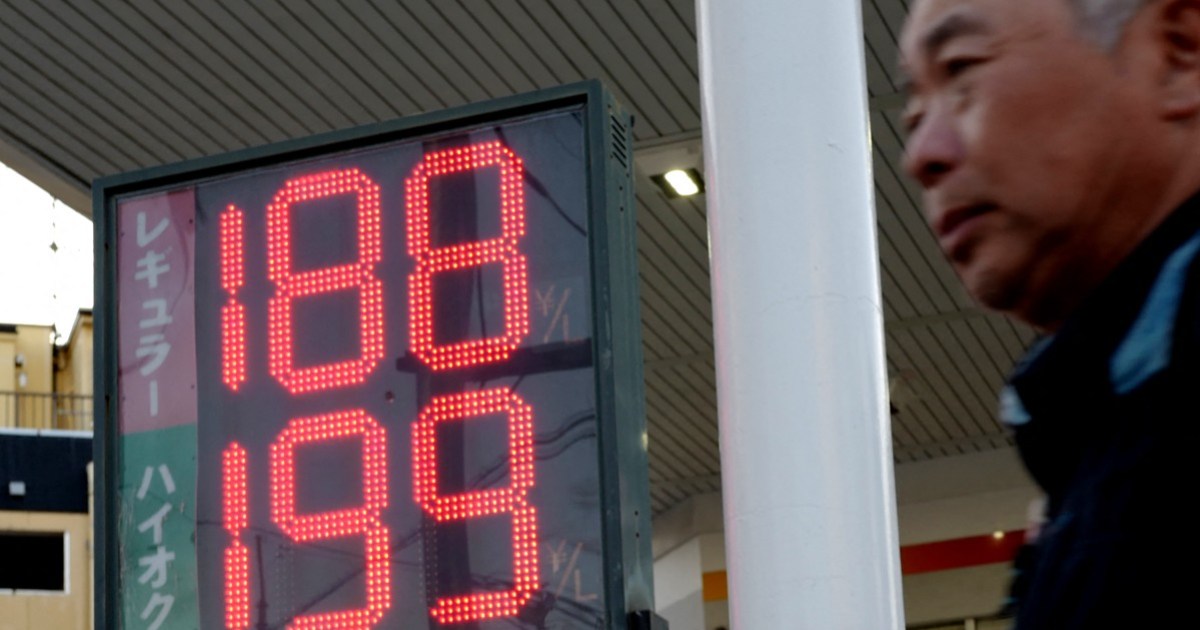 Harga minyak terus naik seiring Trump mencari tempat untuk membuka kembali Selat Hormuz