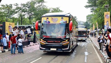 'Pulang Basamo' Gelombang Kedua, Andre Rosiade Lepas Ribuan Pemudik ke Sumbar